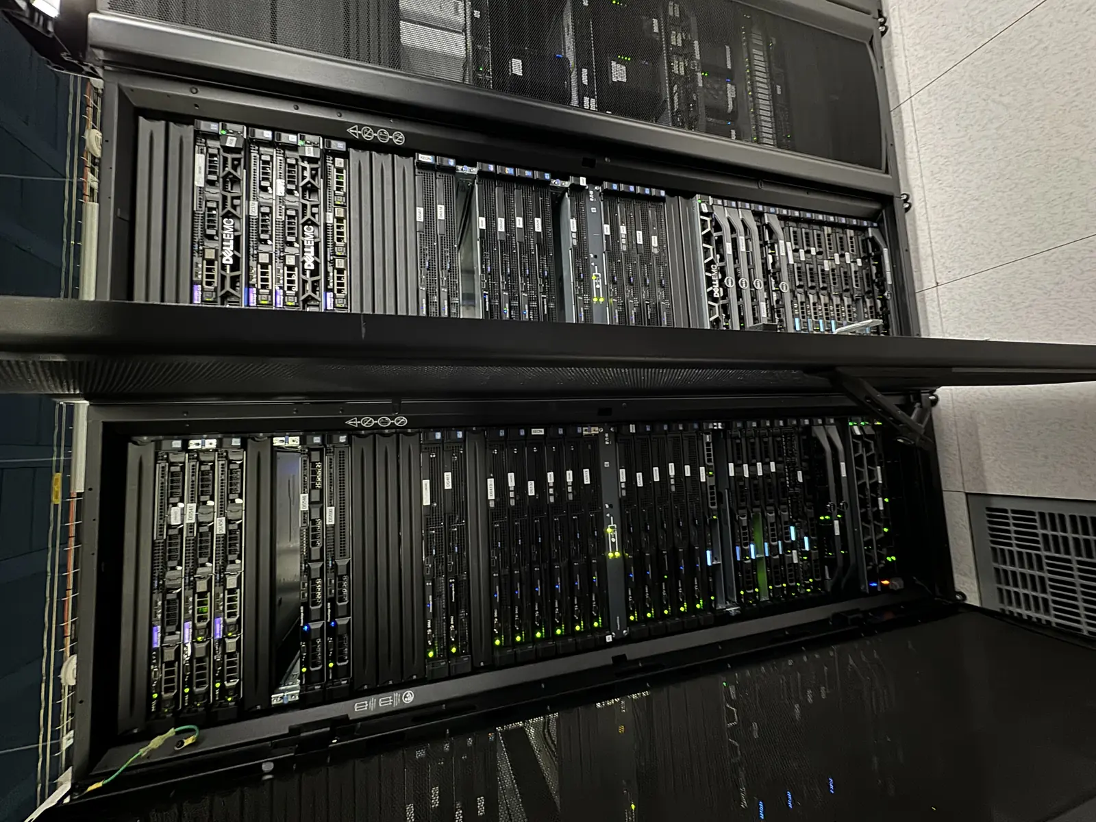 DC2SCALE datacentre in Vélizy, view 3