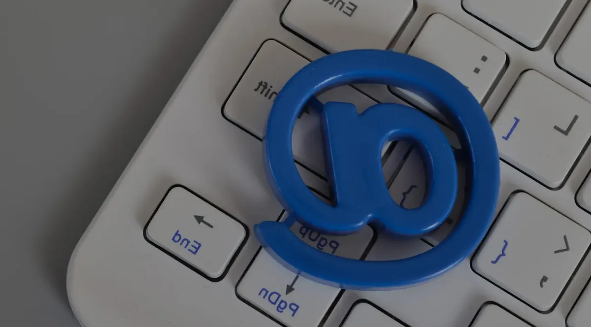 HaiSoft professional email: email addresses on your own domain name